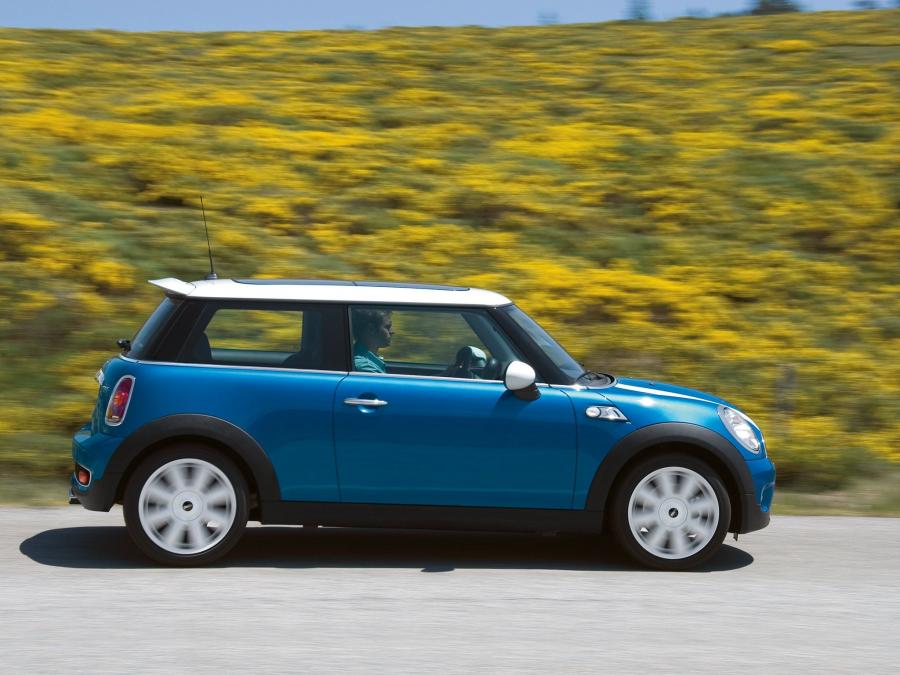  Mini Cooper S 2007 года  (фото 12 из 53)
